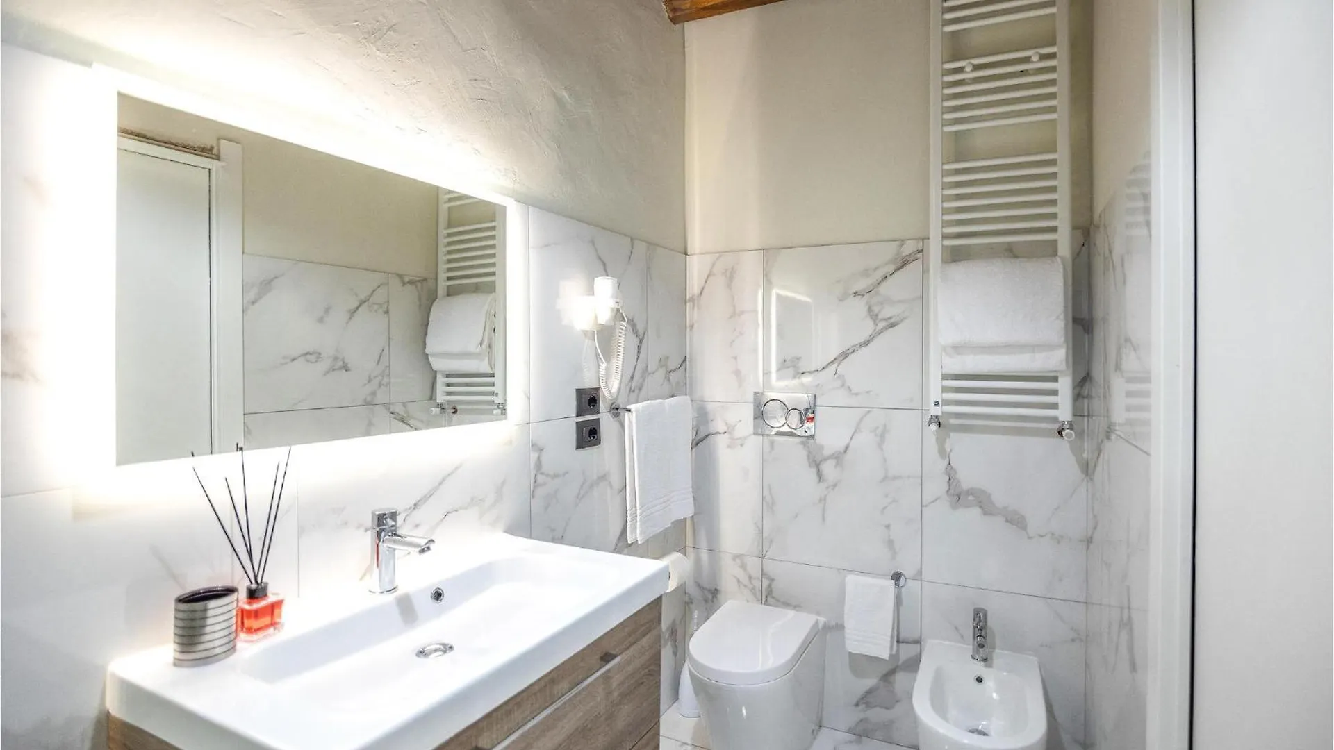 Nice Home In Castiglion Fiorentino With Jacuzzi Polvano