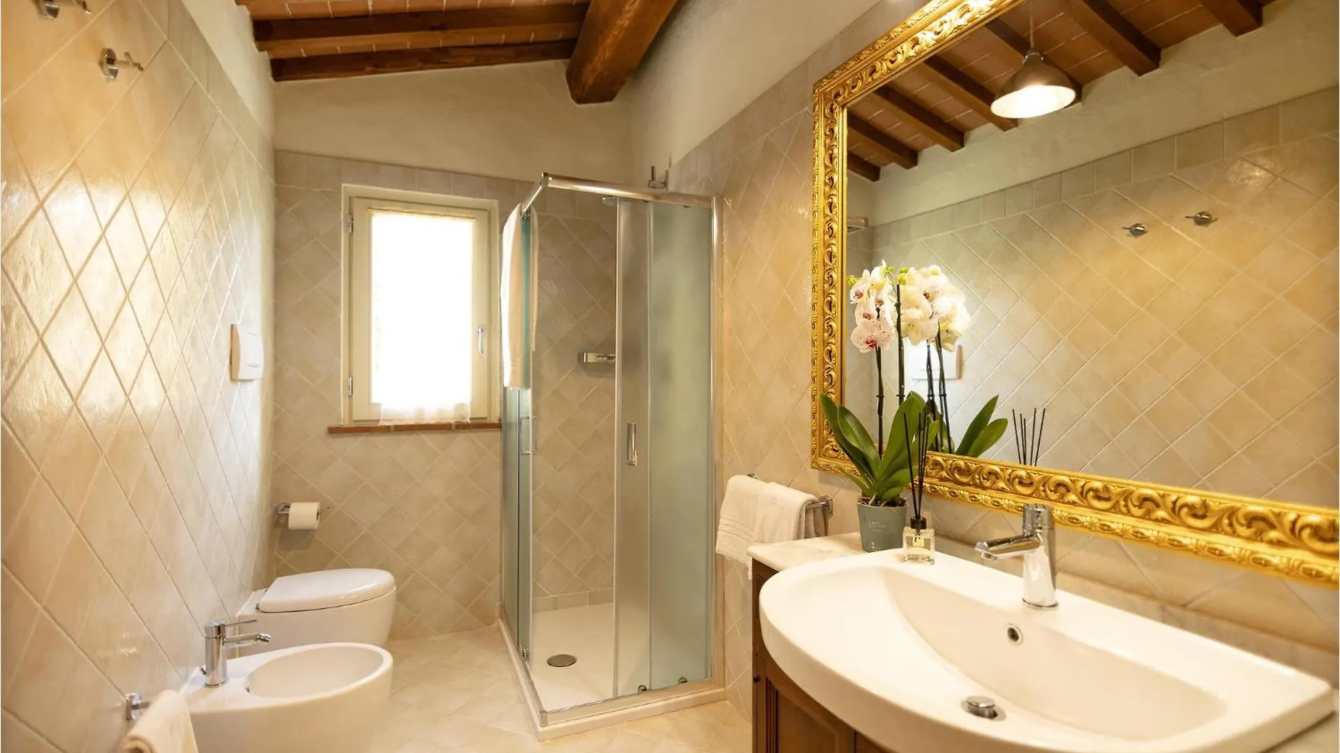 Nice Home In Castiglion Fiorentino With Jacuzzi Polvano 0*,