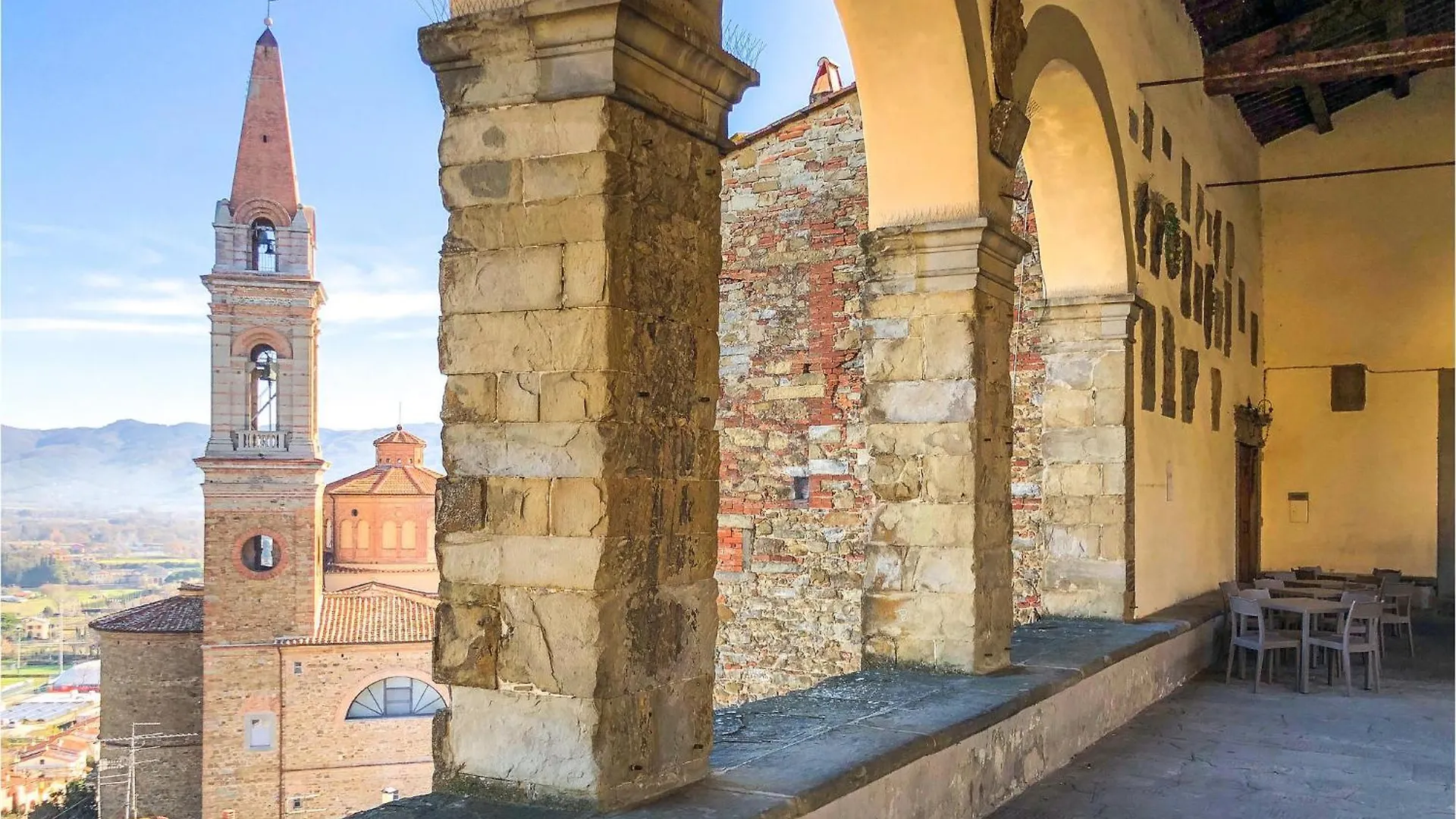 Nice Home In Castiglion Fiorentino With Jacuzzi Polvano