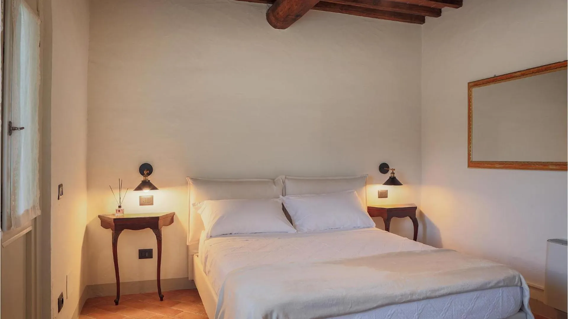 Nice Home In Castiglion Fiorentino With Jacuzzi Polvano